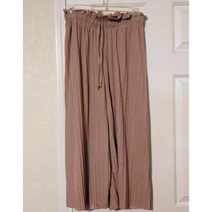 Accordion Pleated Pink Culottes Pants